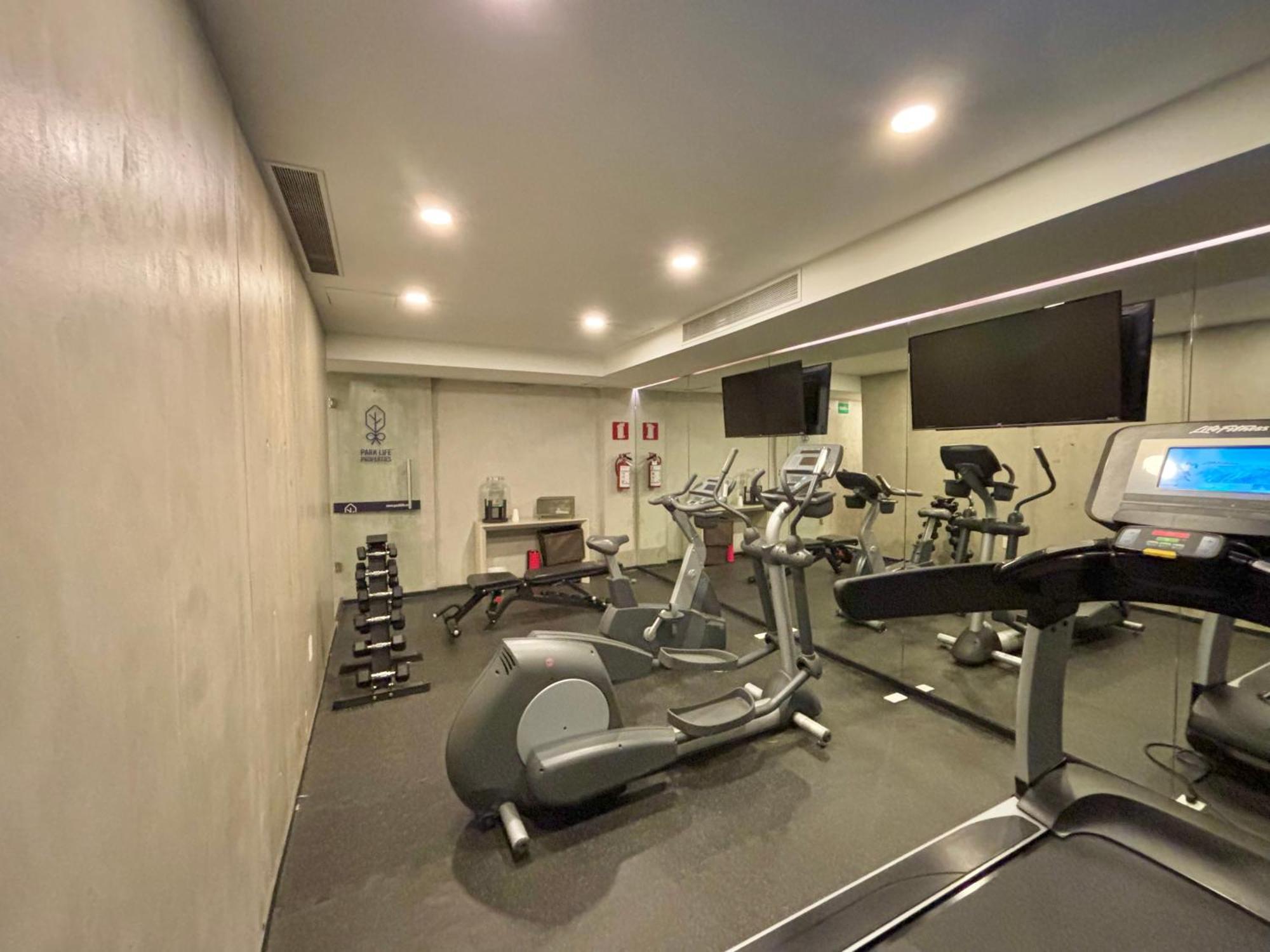 Park Life Condesa Hipodromo Apartment Kota Meksiko Bagian luar foto